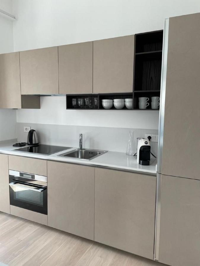 Number House - Number 11 Apartment มิลาน ภายนอก รูปภาพ